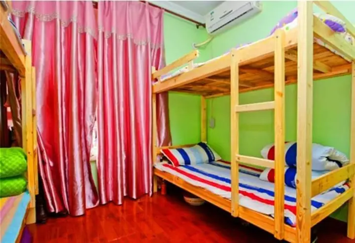 Сиань: Xi'an ● Dreamer Youth Hostel