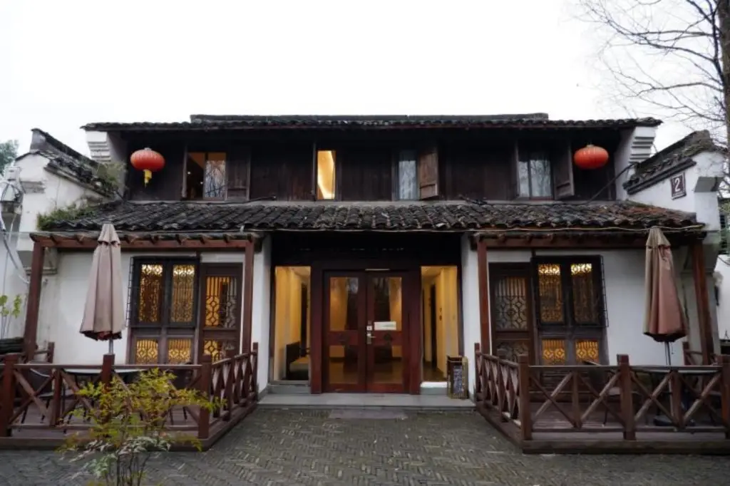 Hangzhou Xixi Bieyuan Resort Hotel — фото 1