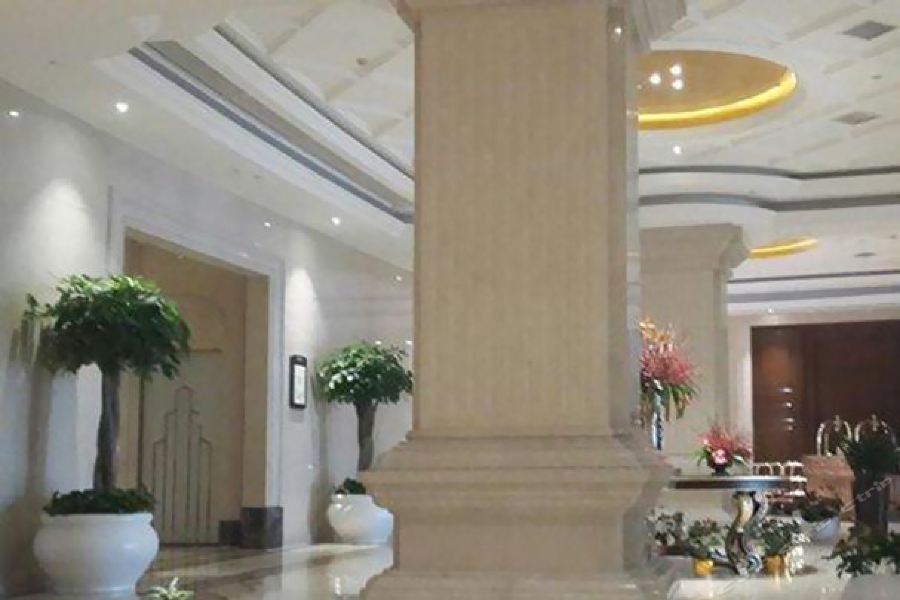 Наньчан: Galactic Garden International Hotel