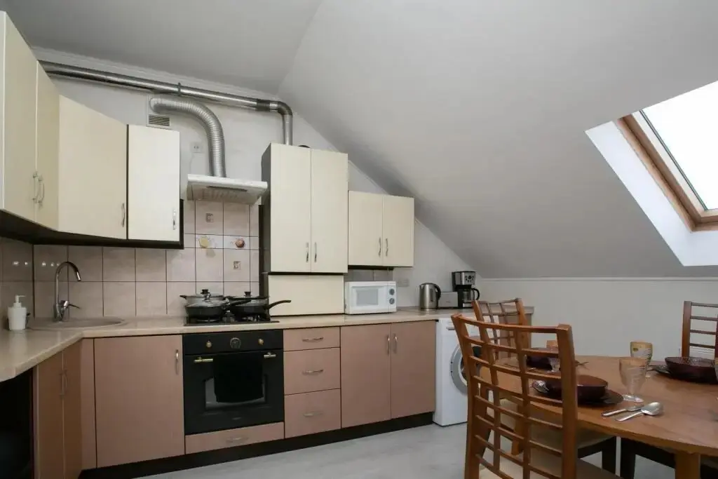 Пионерский: Apartment on Komsomolskaya