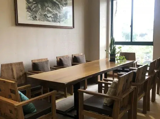 Цзясинь: Yuemeijie Hotel