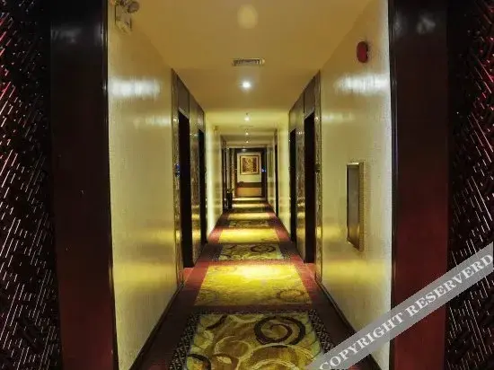 Чжаньцзян: Laiyue Hotel