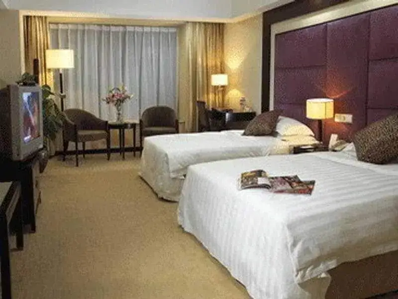 Grand Century Hotel Shenyang — фото 1