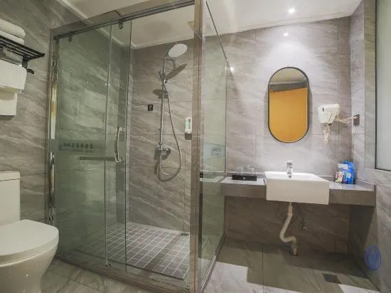 Ичунь: Xidiya Business Hotel (Yichun Drum Tower Pedestrian Street Runda International)