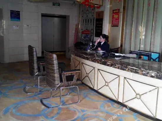 Цзясинь: Jinxilaideng Hotel