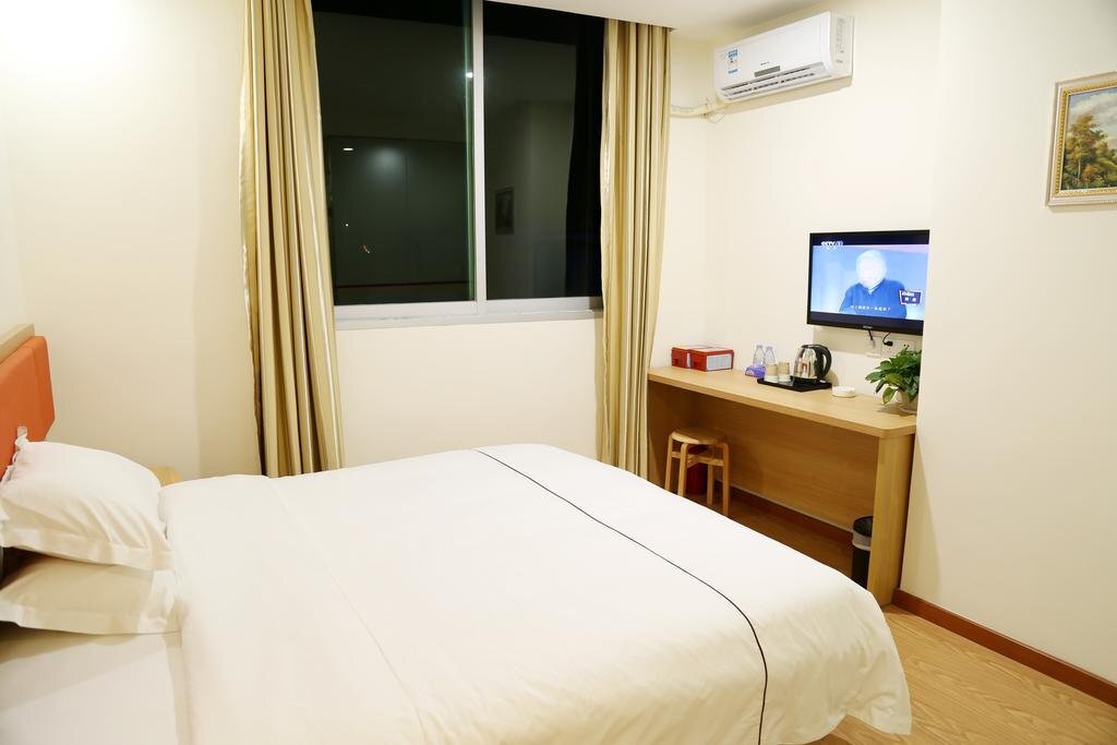 Гуанчжоу: Guangnan Hotel