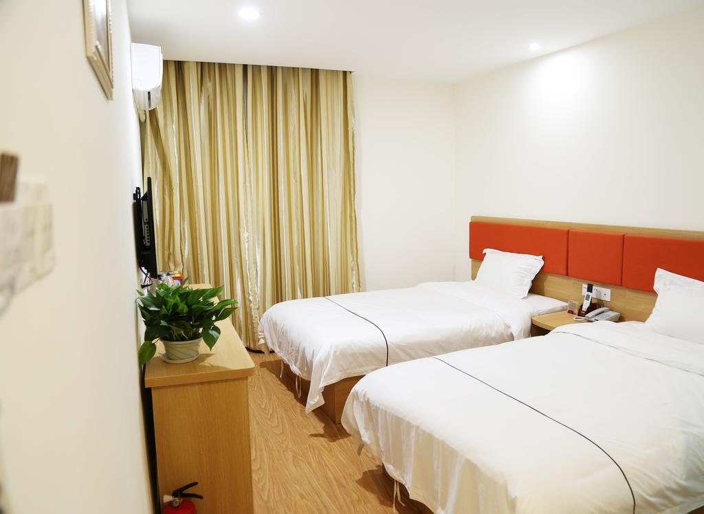 Гуанчжоу: Guangnan Hotel