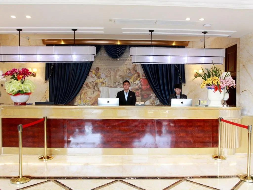 Юнкан: Four Seasons Fashion Hotel (Yongkang South Railway Station Xijinqiao Pedestrian Street)