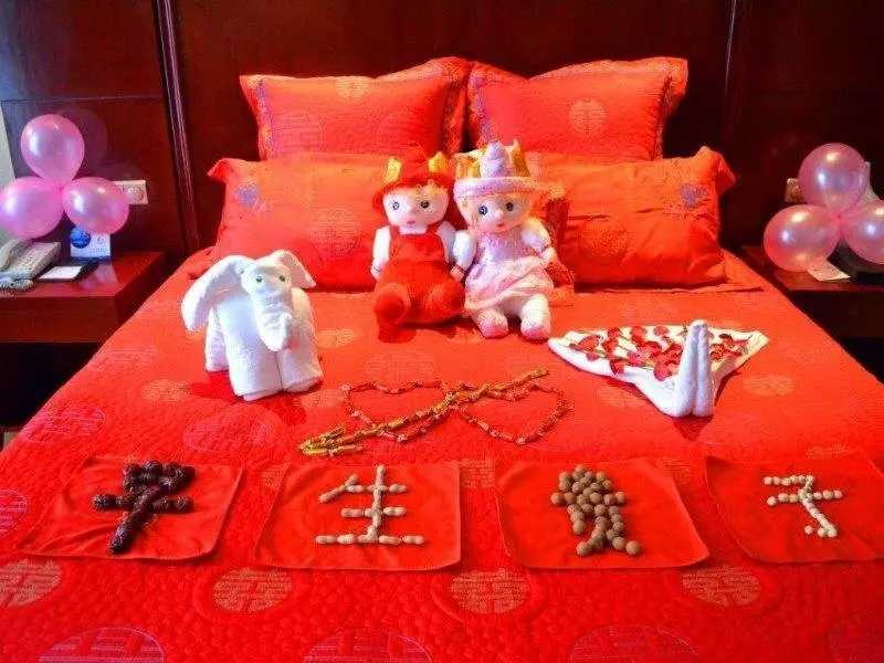 Хуанган: Longtan Hotel