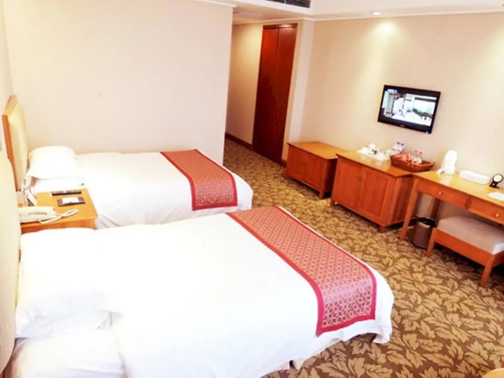 Джинченг: Pacific Hotel