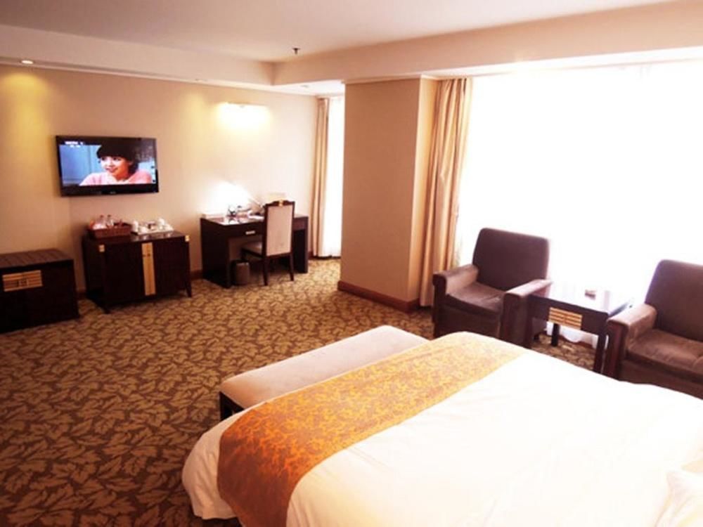 Джинченг: Pacific Hotel