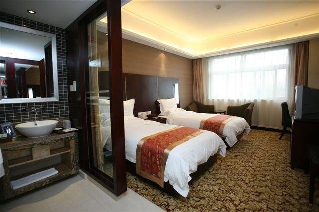 Джинченг: Sunshine Hotel - Jincheng
