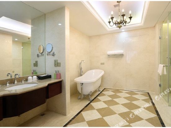 Нинбо: Fenghua Yuelin Hotel