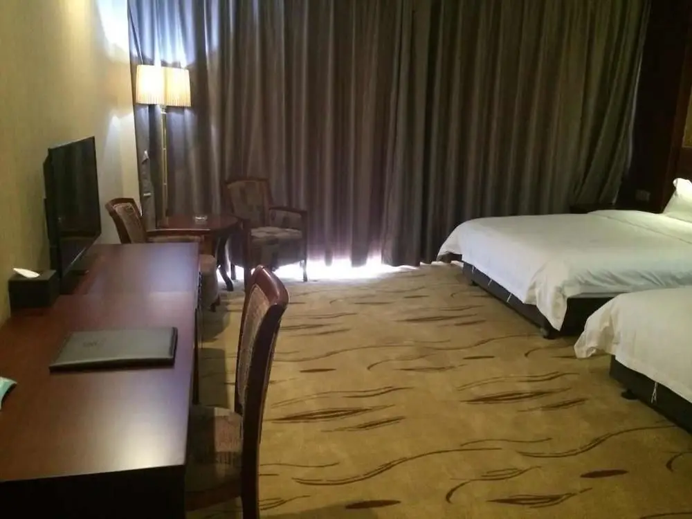 Шэньчжэнь: Shengshi Holiday Hotel