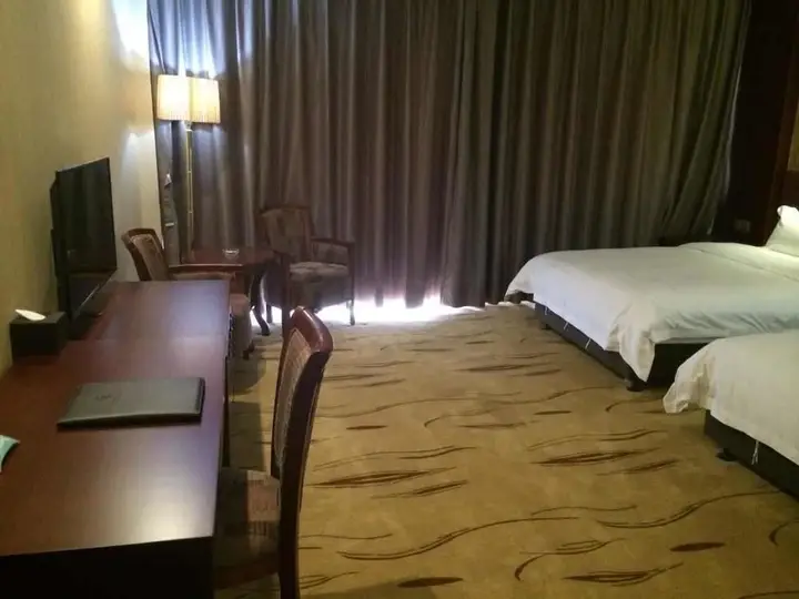 Шэньчжэнь: Shengshi Holiday Hotel