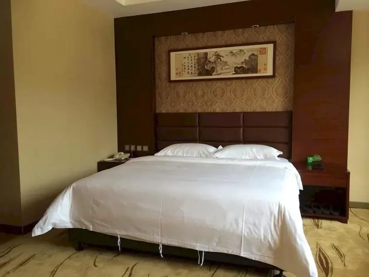 Шэньчжэнь: Shengshi Holiday Hotel