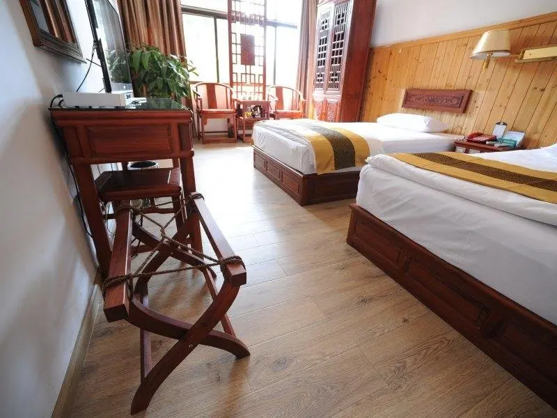 Дэхун: IU Hotel Ruili Nanmao Street