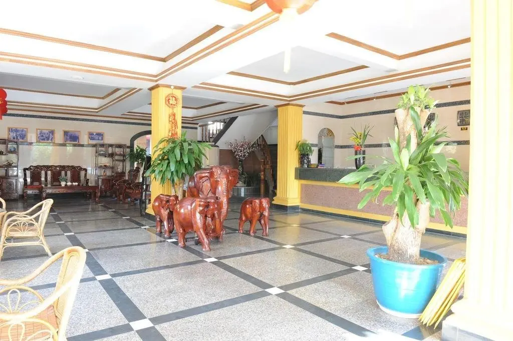 Дэхун: IU Hotel Ruili Nanmao Street