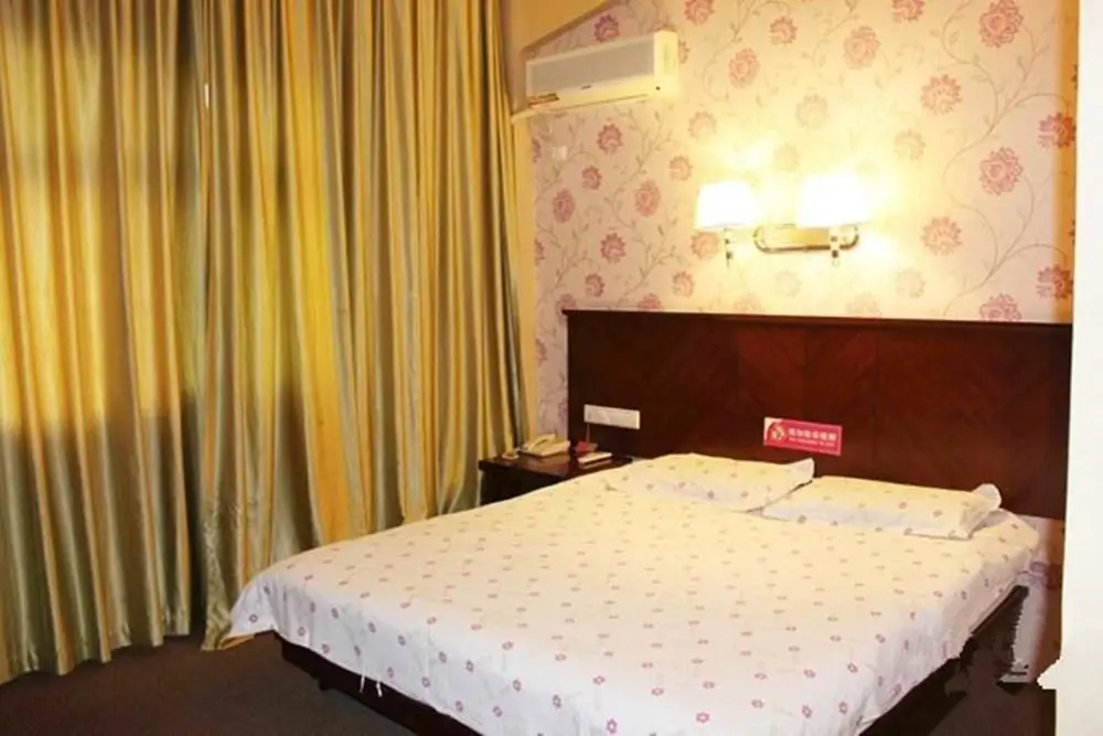 Ичан: Yichang Jingling Hotel