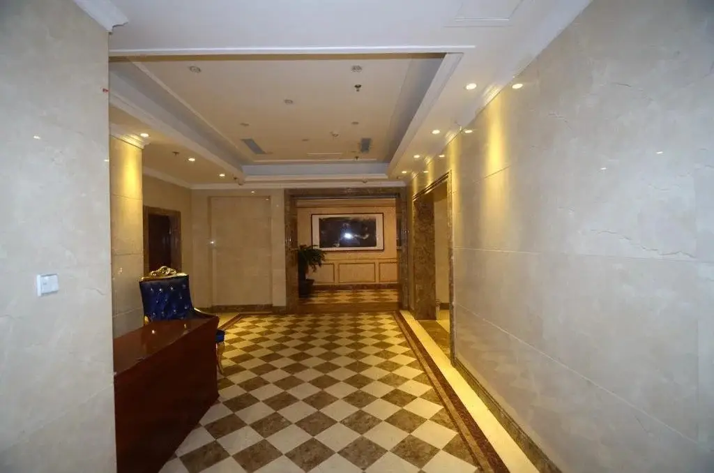 Баодин: Yaodu International Hotel
