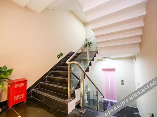 Ичан: 25 Hours Express Hotel