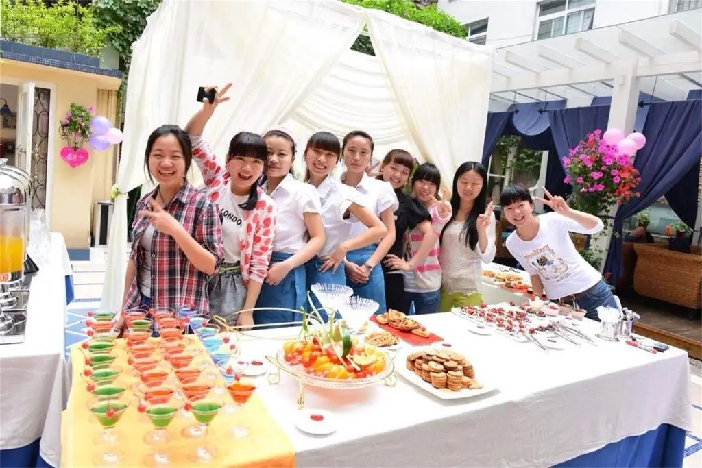 Яань: Ju Yuan Business Hotel