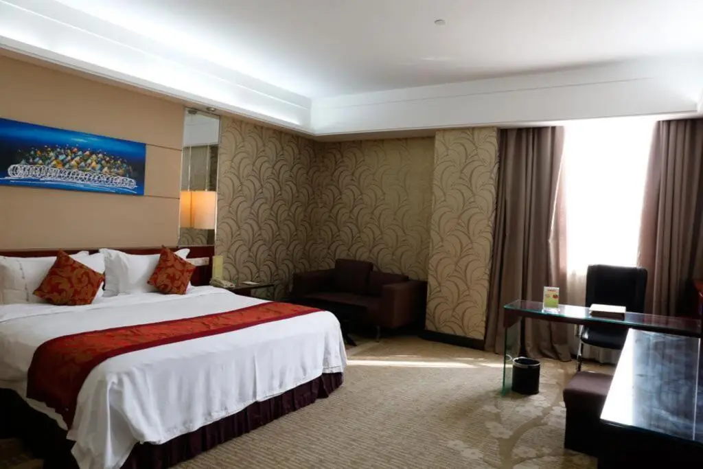 Дунгуань: Berlin Holiday Hotel