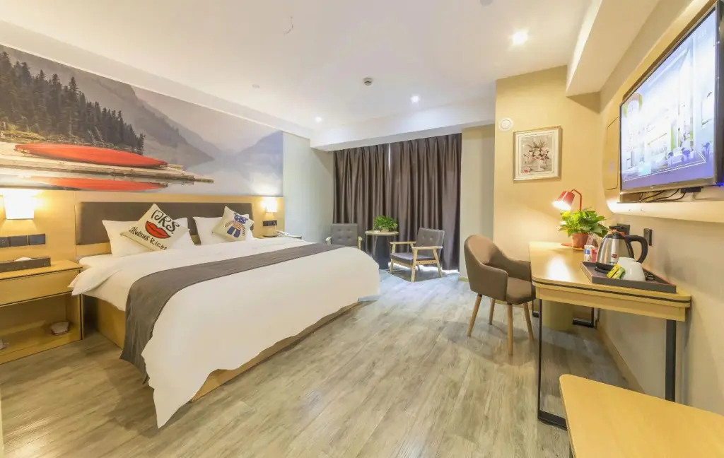Хуанган: Pebble Motel (Pengtai Department Store Shopping Center)
