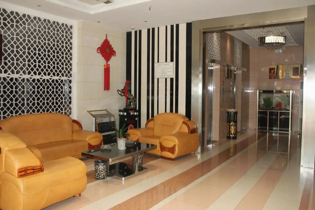 Хуанган: Pebble Motel (Pengtai Department Store Shopping Center)