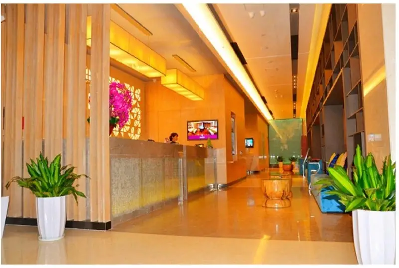 Шэньчжэнь: Yitel (Shenzhen Huaqiang)