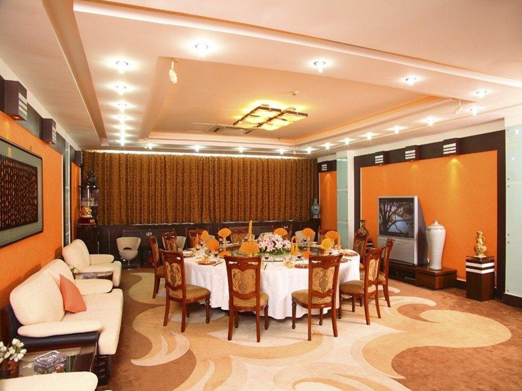 Huili Business Hotel — фото 1