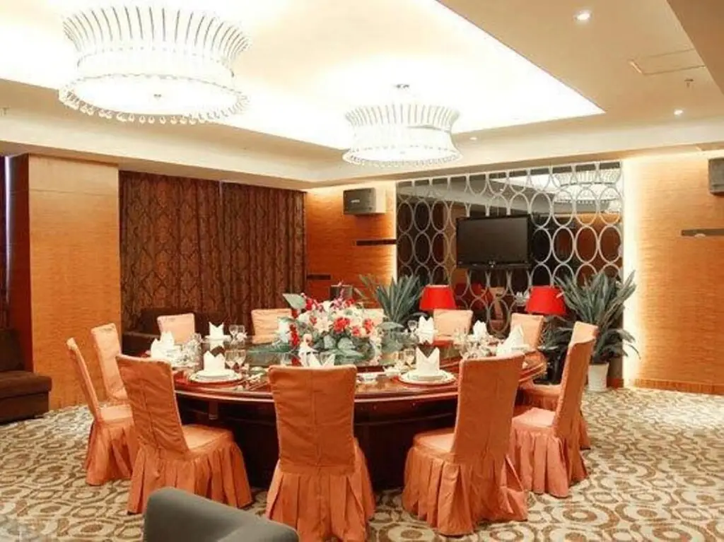 Ухань: Wuhan Zhuo Yue Holiday Hotel