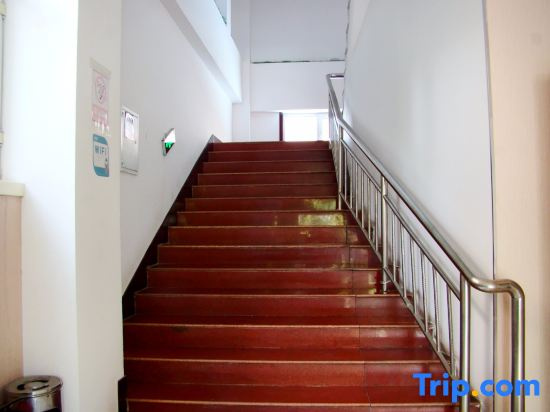 Ордос: Ordos Shengtong Hotel