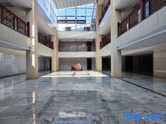Чэньчжоу: Zhuyuan Hotel (Chenzhou Suxianling)