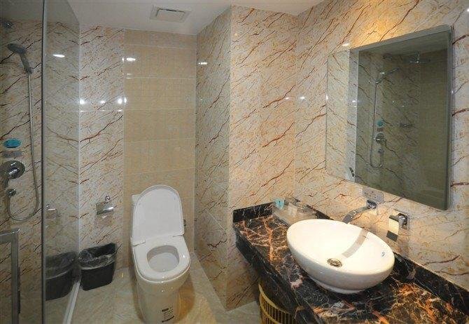 Саньмин: Jinyi Hotel