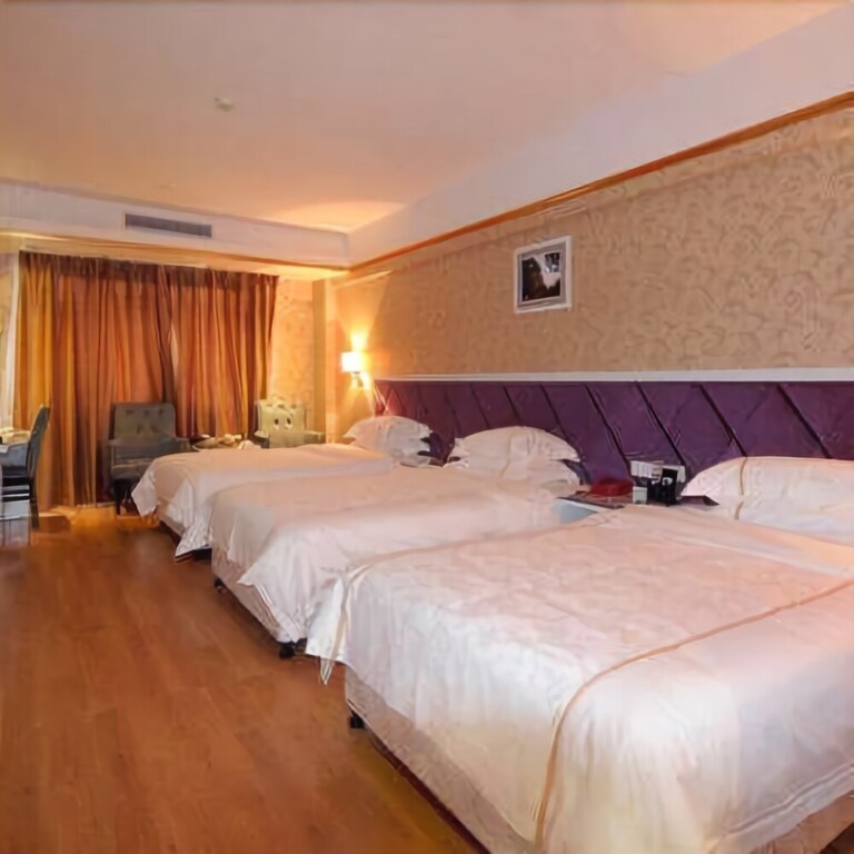 Саньмин: Jinyi Hotel