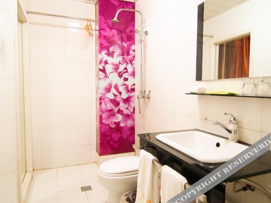 Цзилинь: Jinshiyuan Fashion Hotel (Jilin Railway Station West Square)