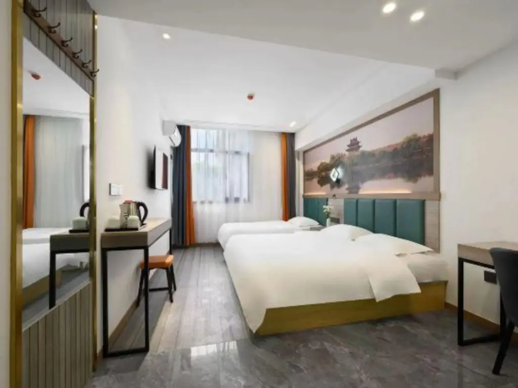 Сянфань: Ruining Hotel ( Xiangyang Gucheng North Street Branch)