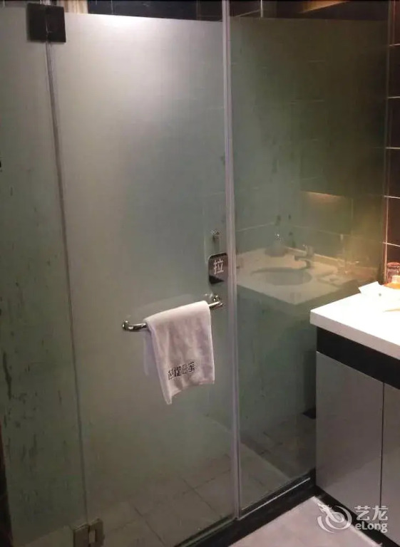 Куньмин: Badi Hotel E Home Inn Kunming South Asian Style Br