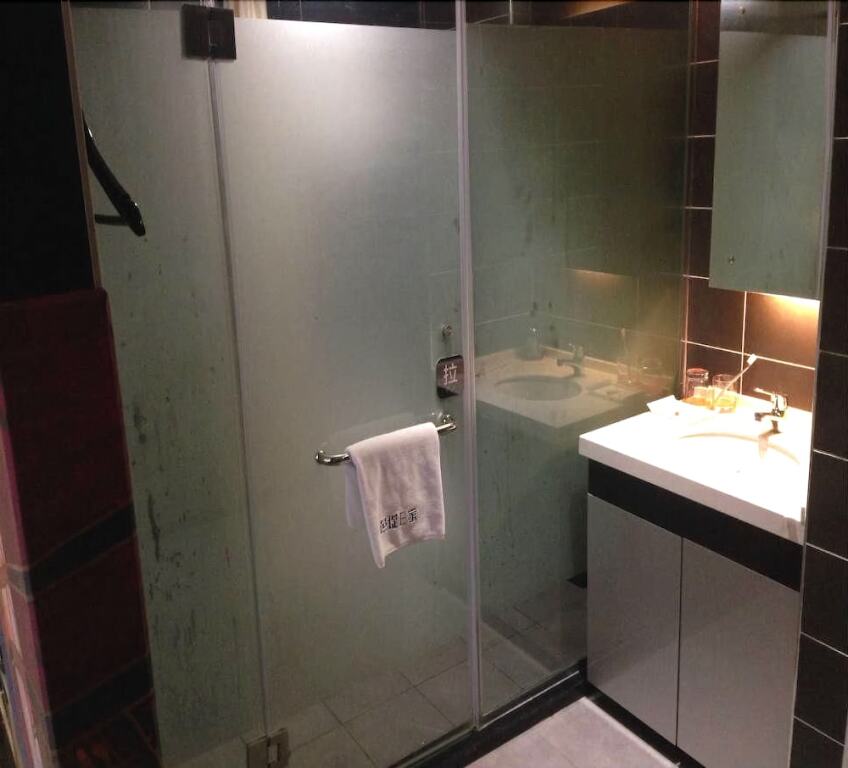 Куньмин: Badi Hotel E Home Inn Kunming South Asian Style Br