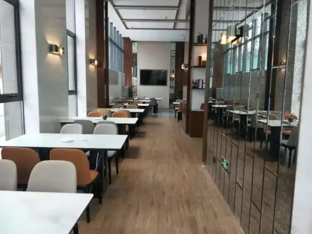 Ксяньхужень: Ruijin International Hotel