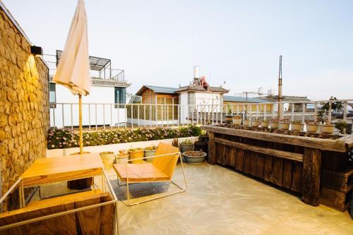 Дали: Dali Shiamu Inn