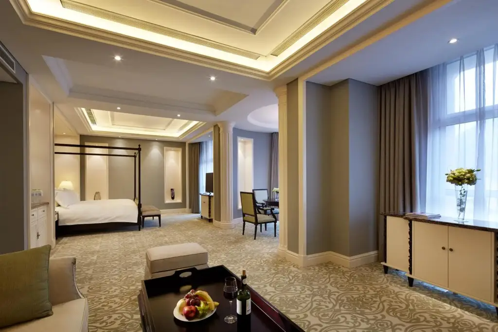 Хучжоу: Yin Run Jin Jiang Castle Hotel