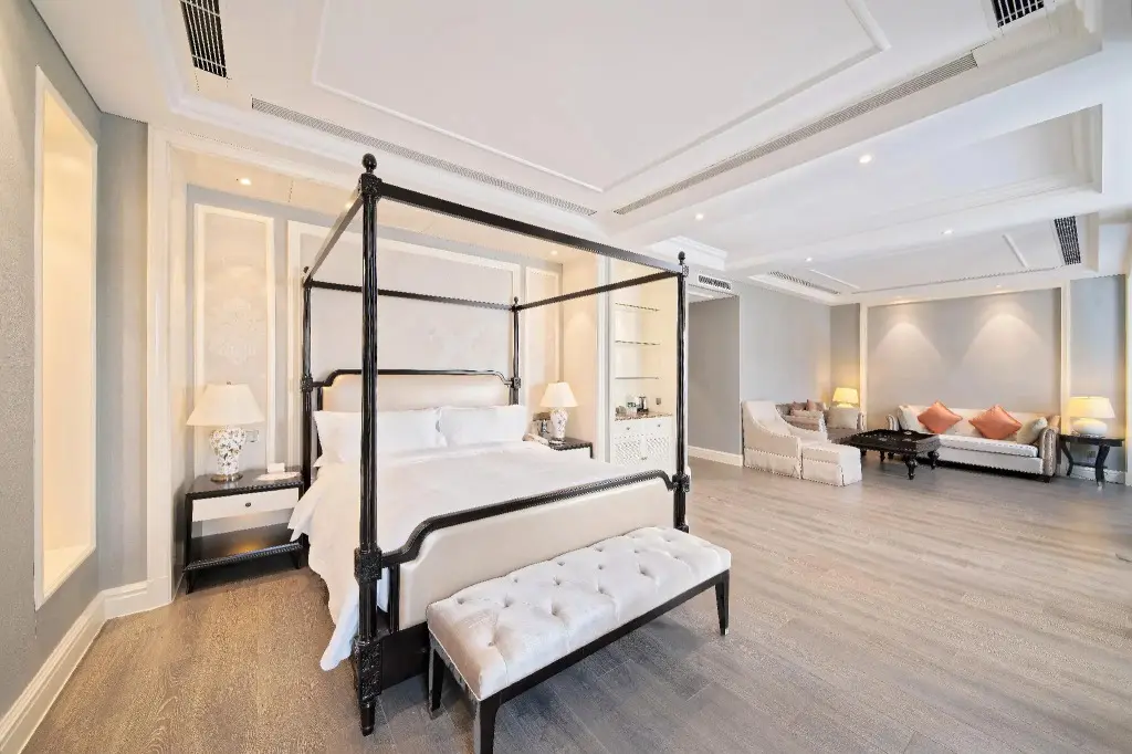 Хучжоу: Yin Run Jin Jiang Castle Hotel