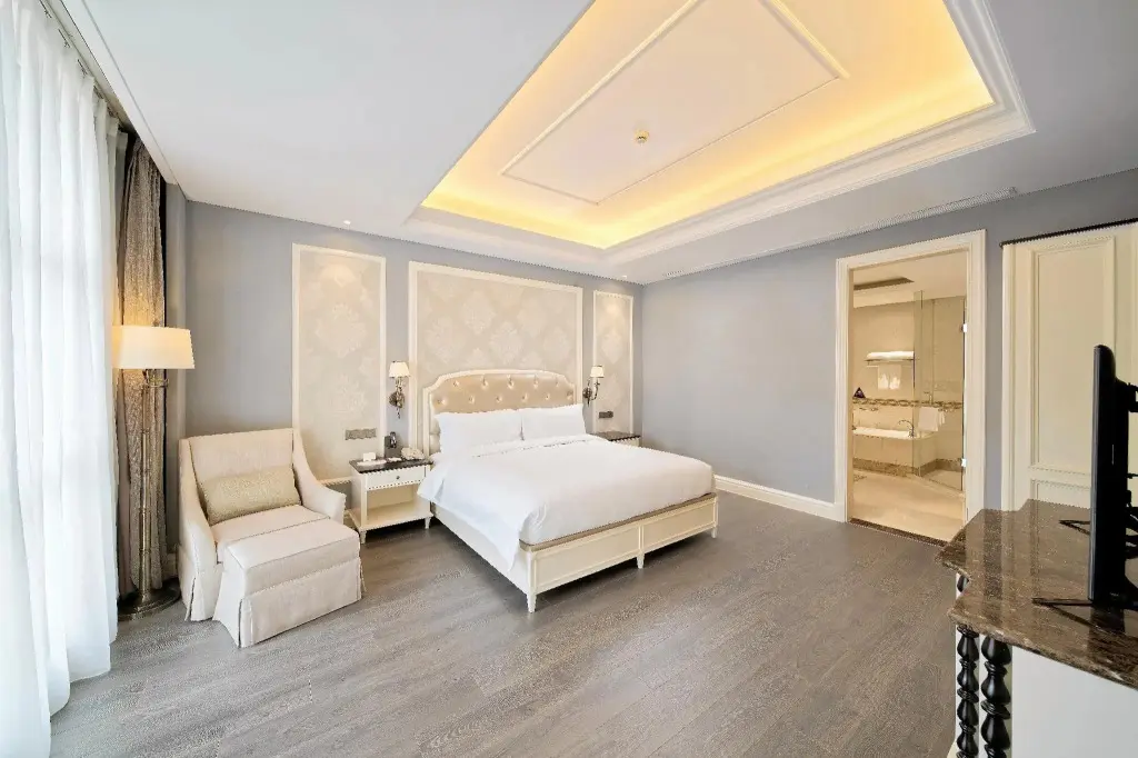 Хучжоу: Yin Run Jin Jiang Castle Hotel