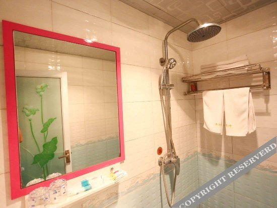 Мяньян: Hongyuan Business Hotel