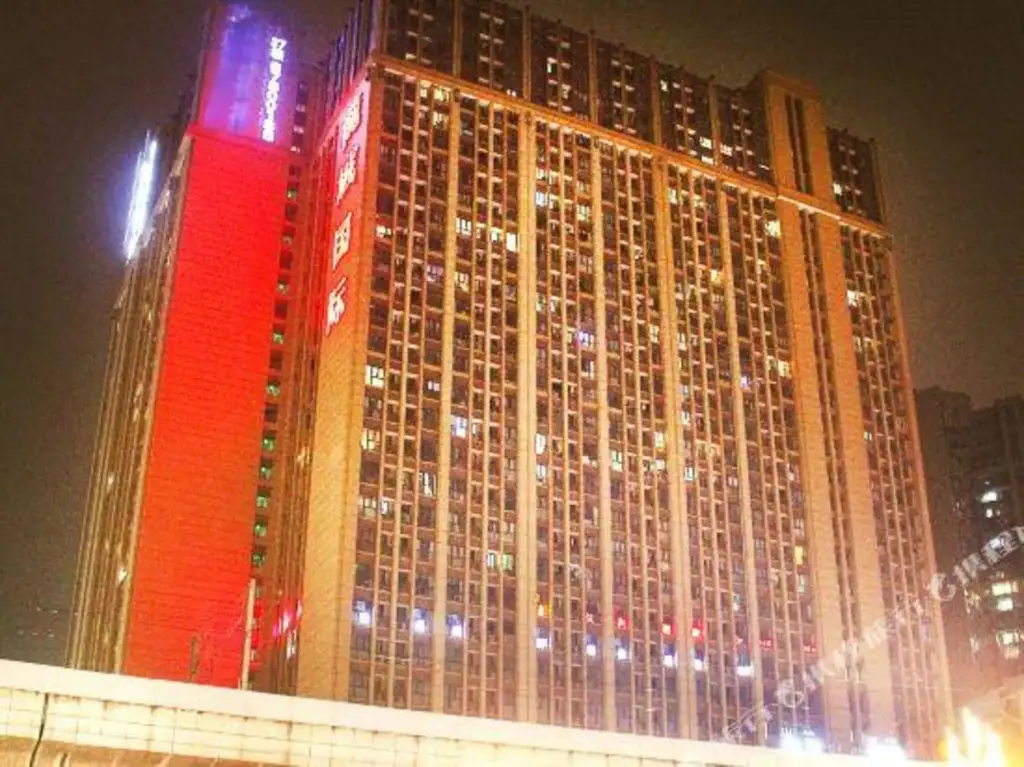Pixian Milan Fashion Hotel — фото 1