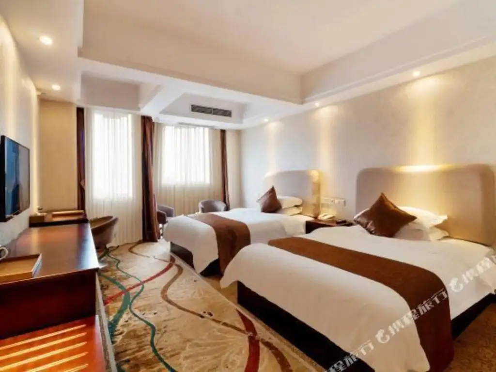 Чэнду: Pixian Milan Fashion Hotel