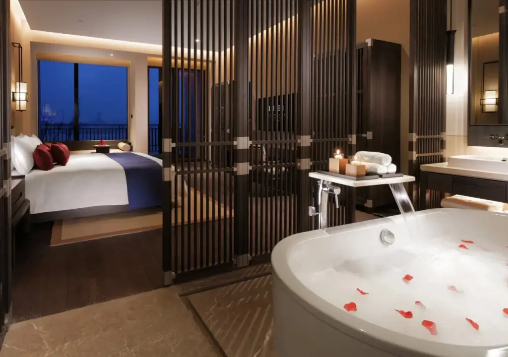 Чанчжоу: WEI Retreat Tianmulake