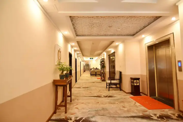 Чэнду: Chengdu Sam Cozy Hotel